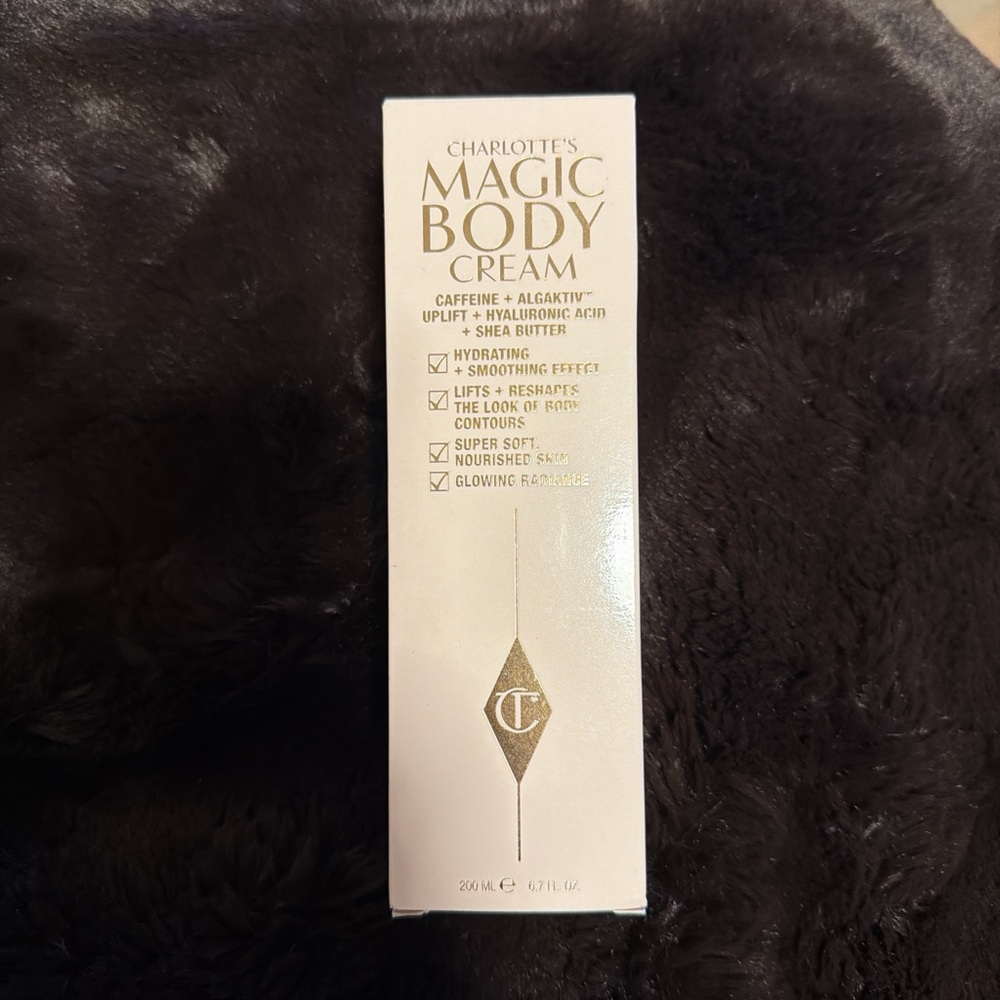 Charlotte Tilbury Magic Body Cream - Gold and White
